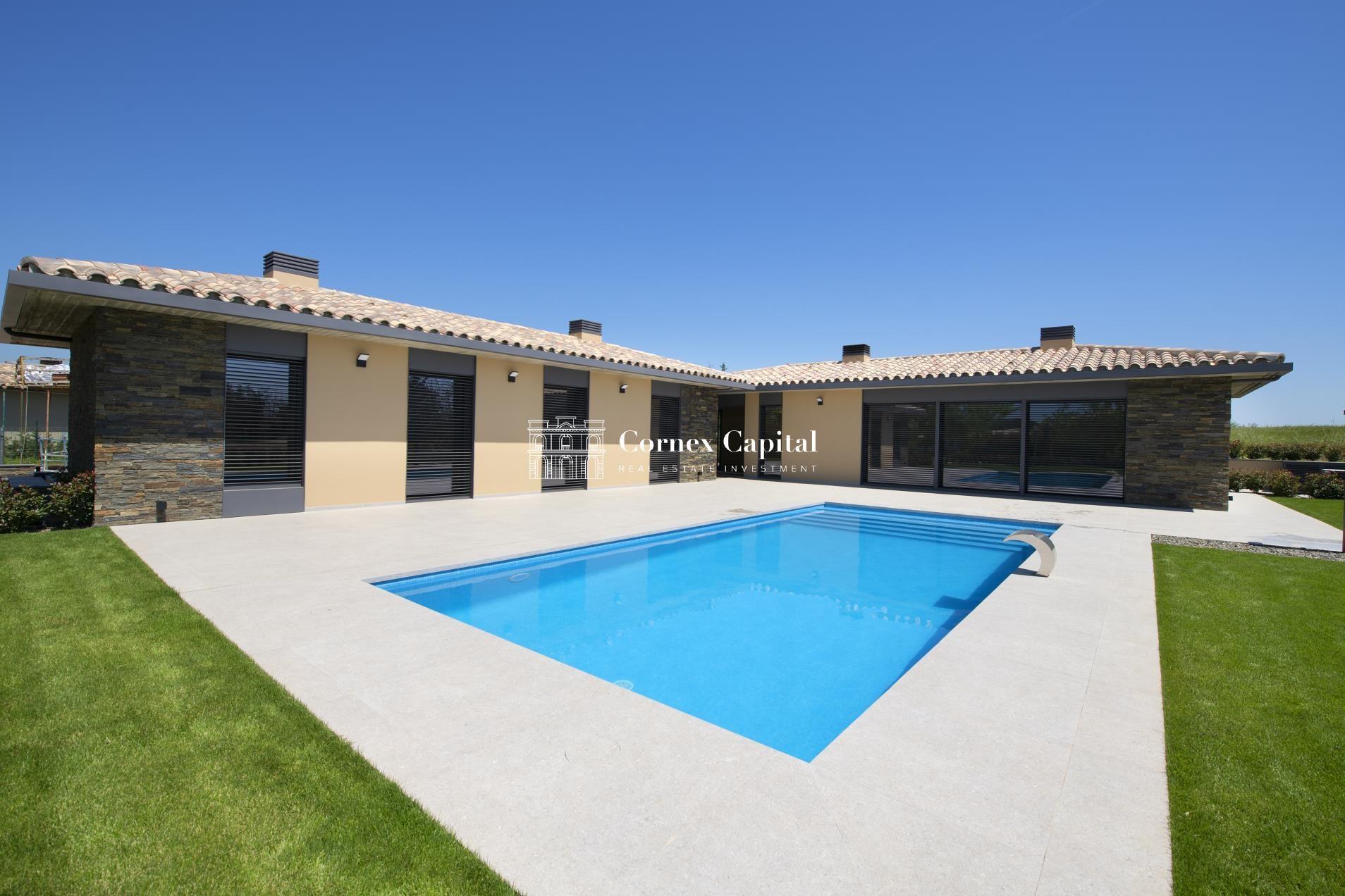 Purchase: House (17744)