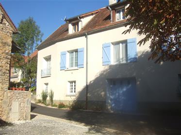 Stort hus i Dordogne
