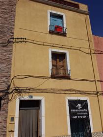 Domu a hodně v štvrti Barona (Castellón)