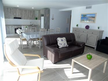 Completely Renovated, Spacious, Very Bright with 34 m2 of terrace 2 steps from the beach and the Com