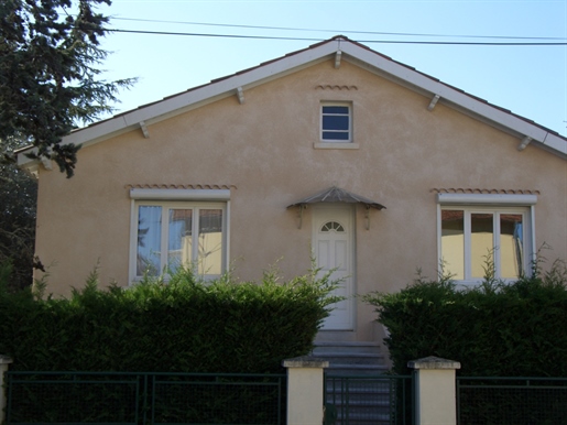 House for sale in Auch