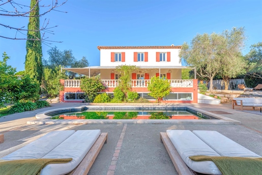 Villa à vendre à La Croisette à Sainte-Maxime