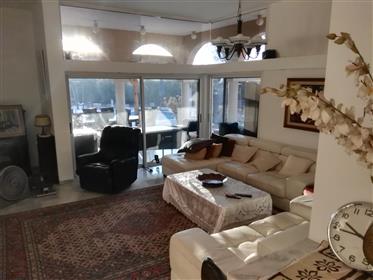 Luxury house for sale in Caesarea