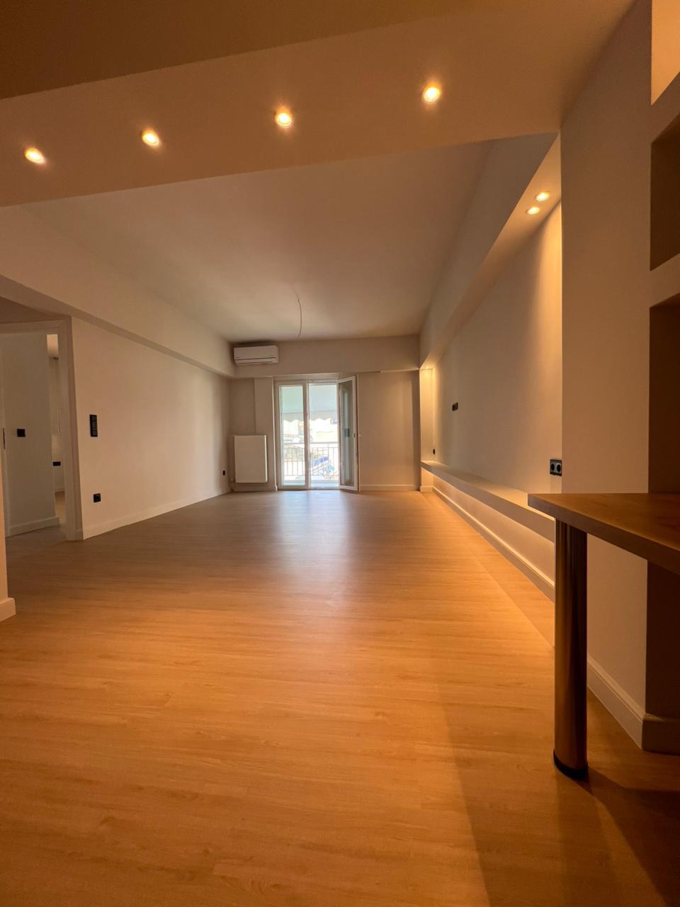 Renovated 2-Bedroom Near St. George’S Sq.