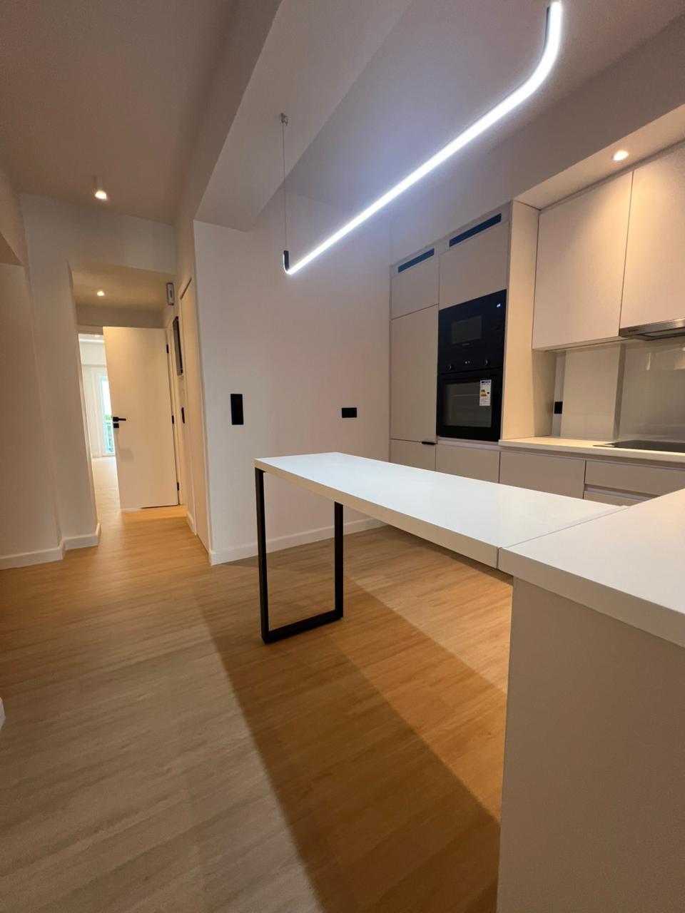 Renovated 2-Bedroom Near St. George’S Sq.