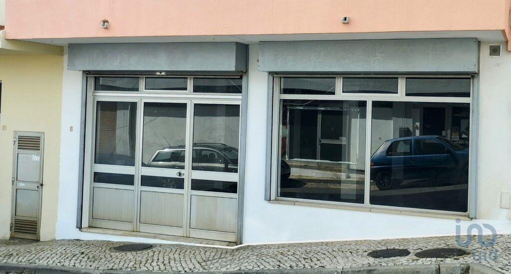 Shop / Commercial Establishment in Cadaval e Pêro Moniz with 142,00 m²