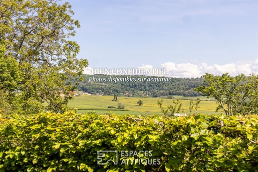 Charakterhaus mit Pool in ruhiger Lage