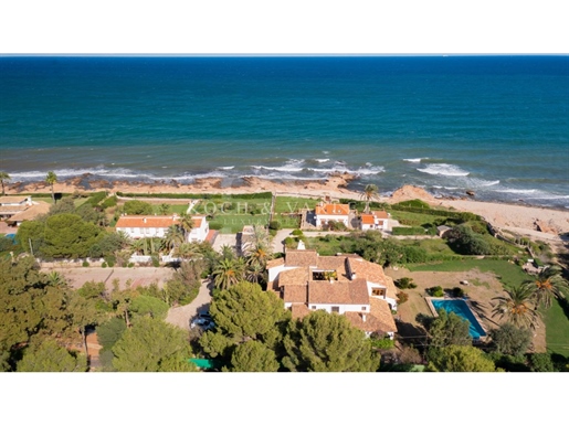 Luxury authentic villa only 100m to the beach in Denia