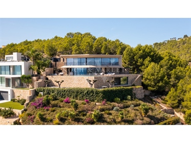 Luxury villa with a modern design in raw concrete in Benissa