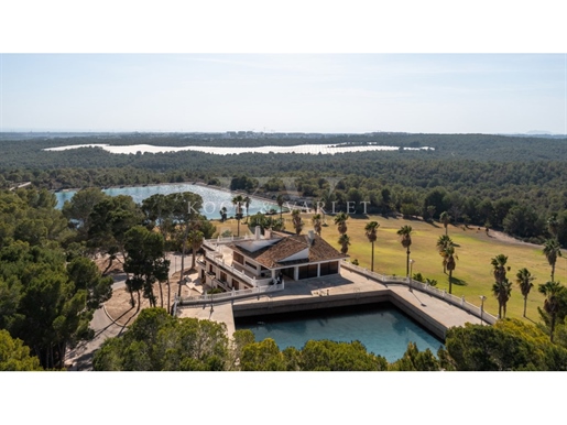 Unique 460-Hectare Property with Private Golf and Exceptional Pool