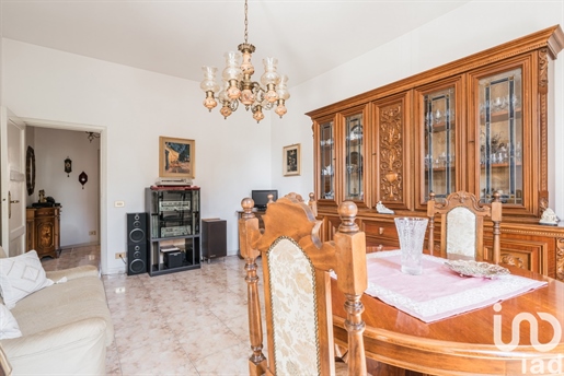 Sale Apartment 87 m² - 2 bedrooms - Rome