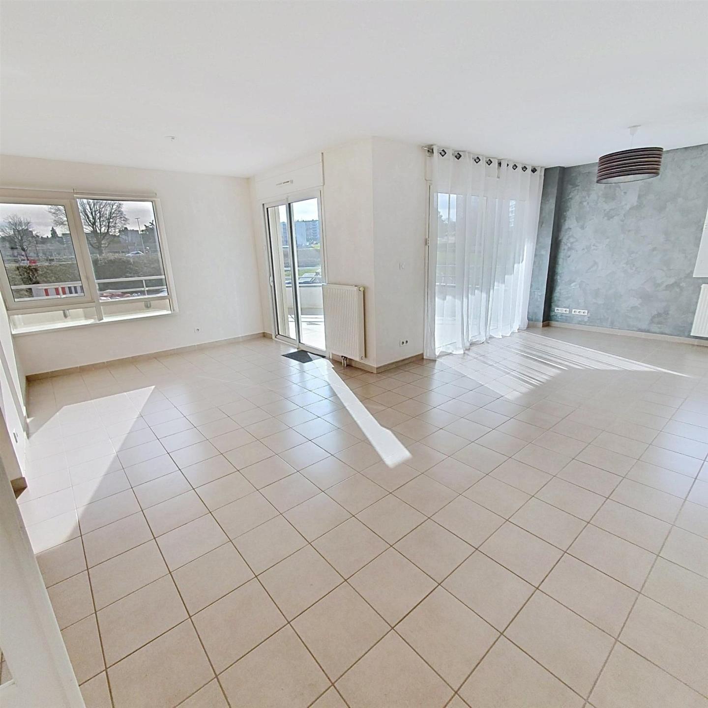 Appartement à vendre, 127m², Montceau-les-Mines