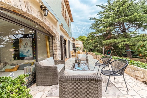 Cap D'antibes - Provencal Villa - Next To The Beach With Sea View