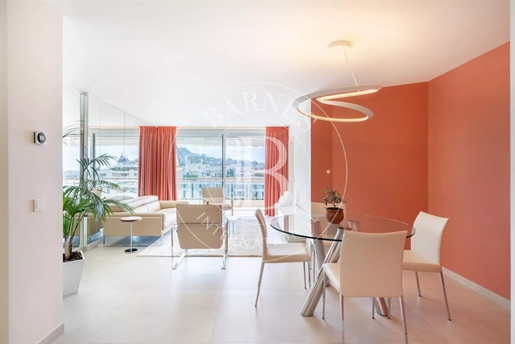 Cannes Croisette - 2-Bed - Panoramic Sea View