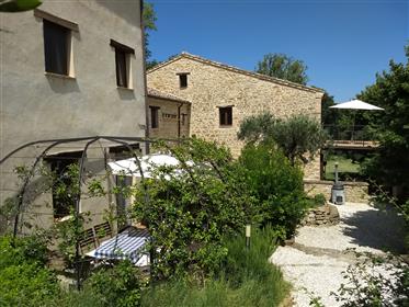 Agriturismo in unique location with expansion reserve (a total of about 700 m2)