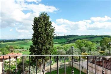 Huis te koop In de heuvels van Toscane