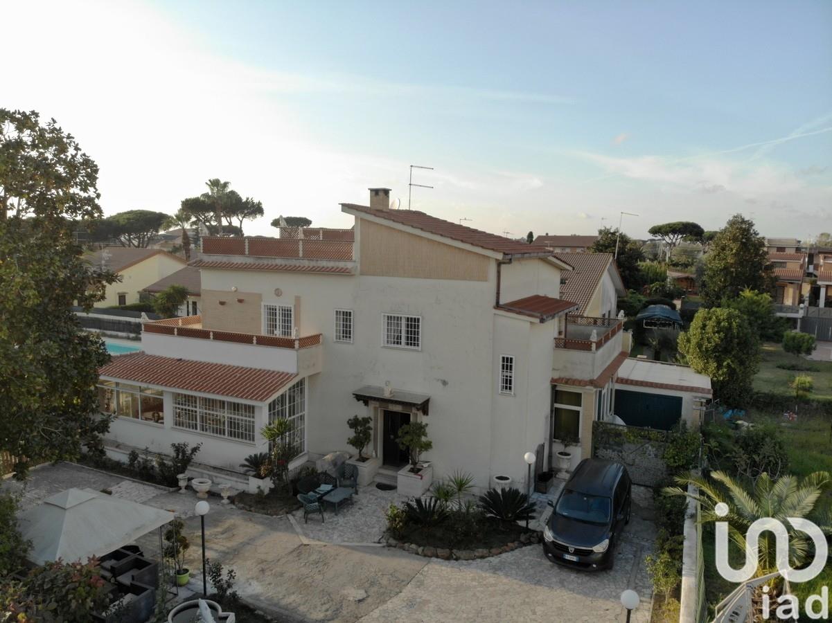Vente Maison individuelle / Villa 327 m² - 5 chambres - Anzio