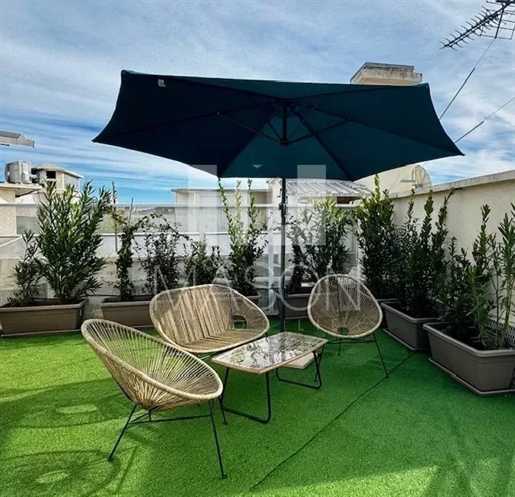 Appartement 3-Pièces Avec Toit-Terrasse À Nice