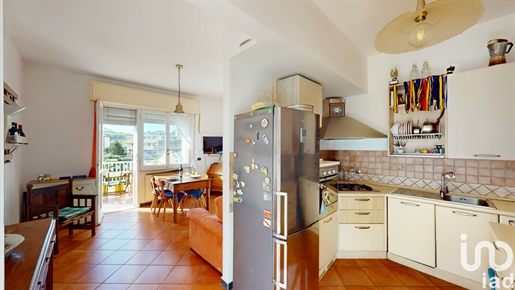 Sale Apartment 90 m² - 2 bedrooms - Arenzano