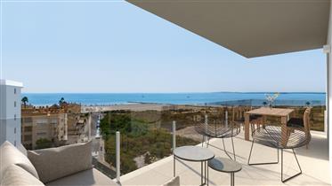 Apartamentos de obra nueva, en primera línea de playa en Santa Pola (Alicante)