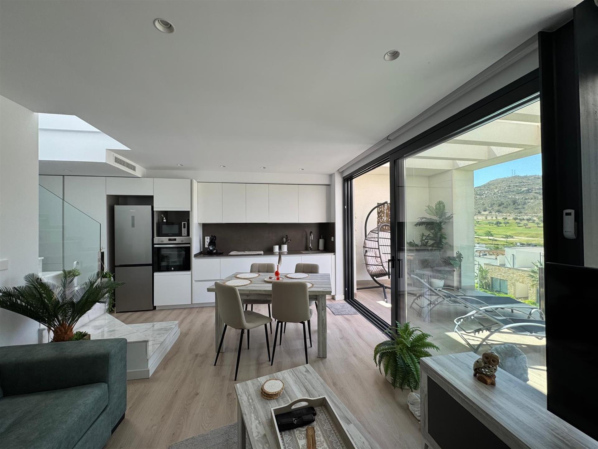 Duplex with Rooftop on the Golf of Font del Llop with swimming pool and community gardens, Alicante