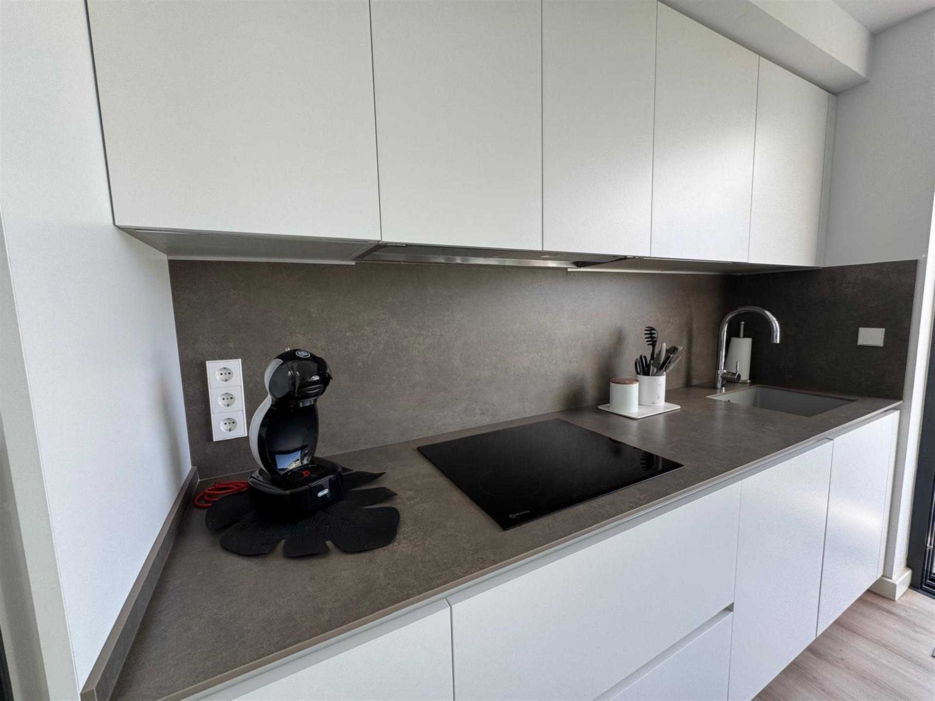 Duplex with Rooftop on the Golf of Font del Llop with swimming pool and community gardens, Alicante