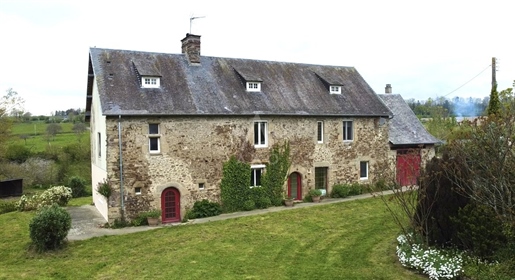 Stud farm / Equestrian centre