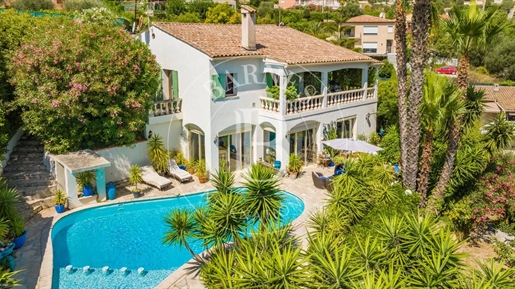 Super Cannes - Villa mit 4 Schlafzimmern und eigenem Bad - Swimmingpool