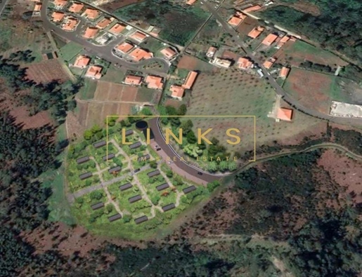 Terrain avec projet de bungalows à Prazeres, Calheta, île de Madère