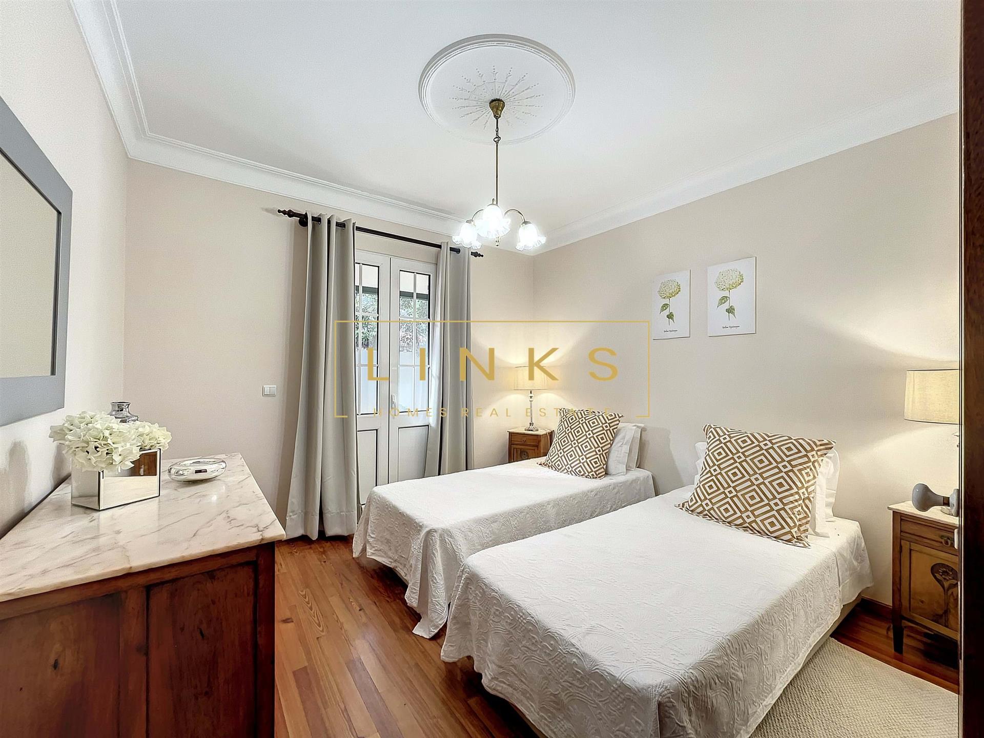 Aankoop: Huis (9360)