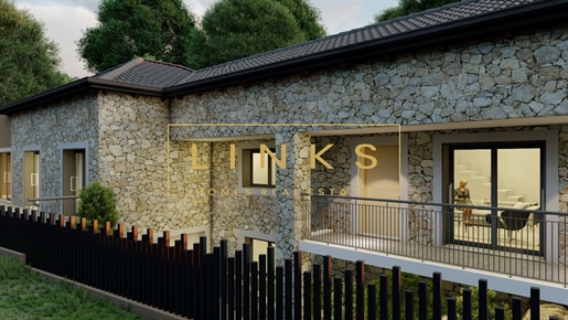 3-Bedroom House in Renovation Phase with Garden and Barbecue in the Middle of Nature