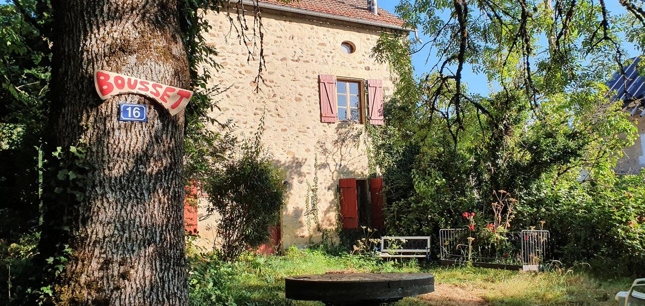 Prive Domein met 2 Watermolens, Minicamping, Gites, Glampings en Mobile Homes