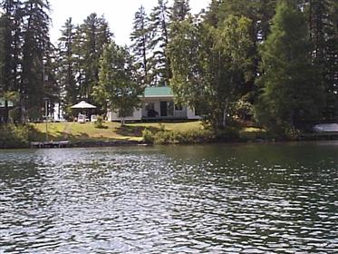 Chicoutimi Residences skraju jeziora lekarz