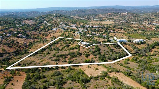 Terrain agricole à Paderne de 11800,00 m²