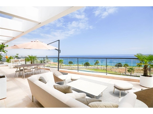 Luxe penthouse met prachtig uitzicht op de Middellandse Zee
