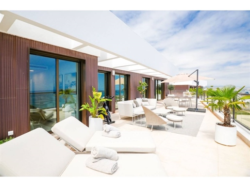 Luxuriöses Penthouse mit atemberaubendem Blick auf das Mittelmeer