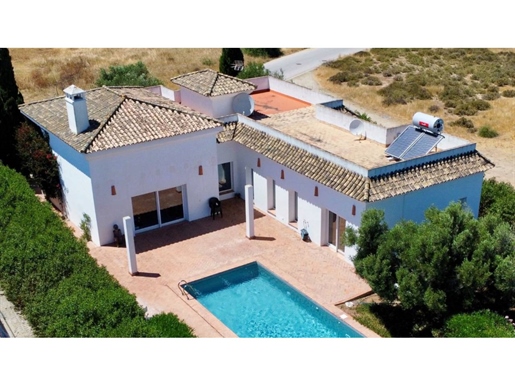 Andalusische Villa mit Blick auf die Janda