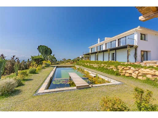 Stunning country estate with sea views in Tarifa