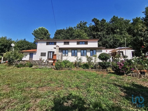 Country House with 3 Rooms in Viana do Castelo with 296,00 m²