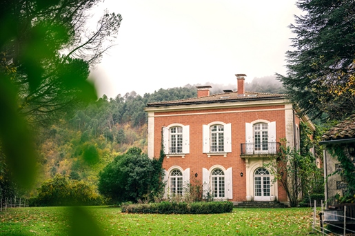 Exceptional Domaine with 4 dwellings in the Cevennes National park, 1800m2 on 98 acres of land, land