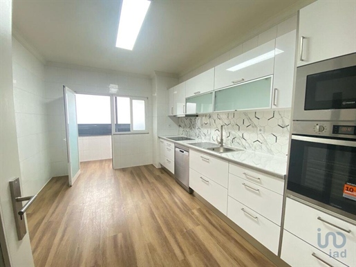 Appartement met 3 Kamers in Porto met 120,00 m²