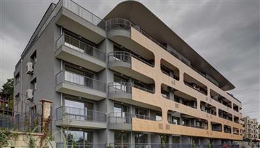 Стилен четиристаен апартамент във Варна-България(ЕU)
