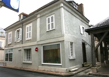 Kjøp: Hus (18160)