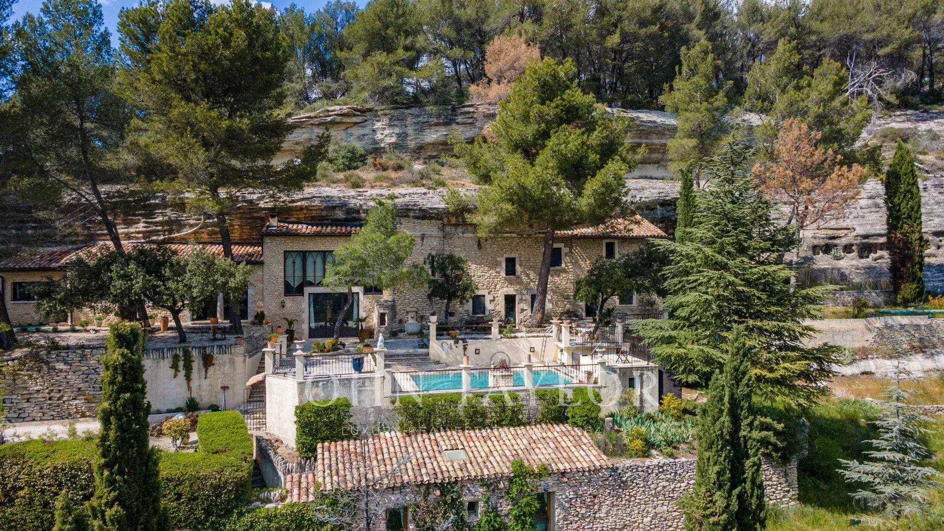 Maison Troglodyte