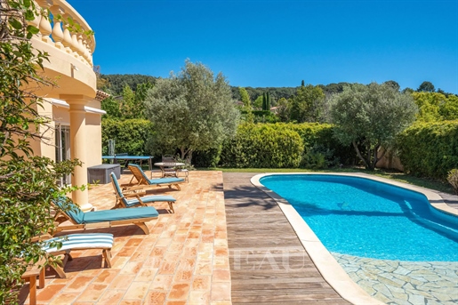 Sanary-Sur-Mer – Family house with swimming pool