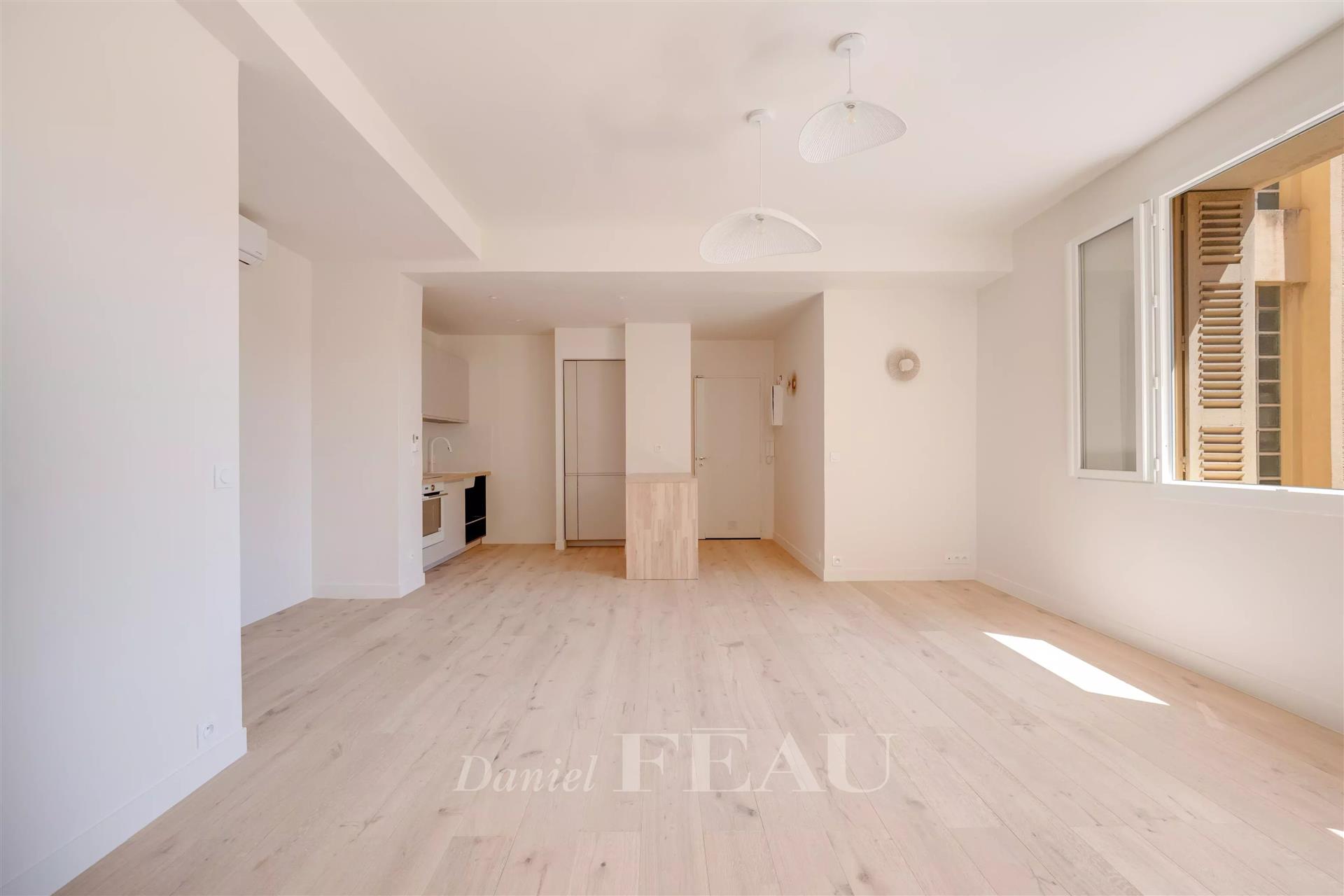 Marseille 2nd District – A 3-bed apartment in a prime location