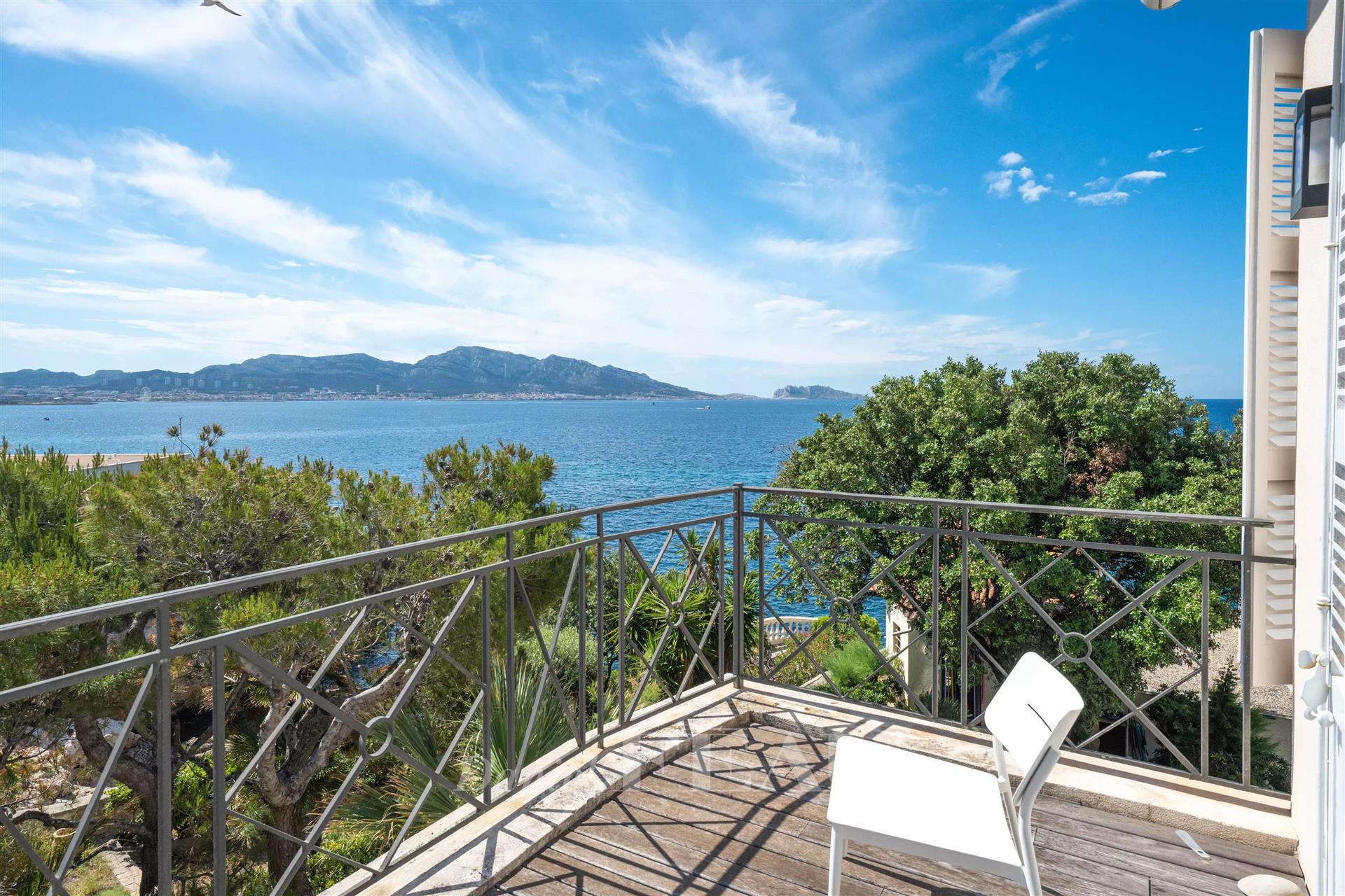 Marseille 7th District – A superb family home in a prime location