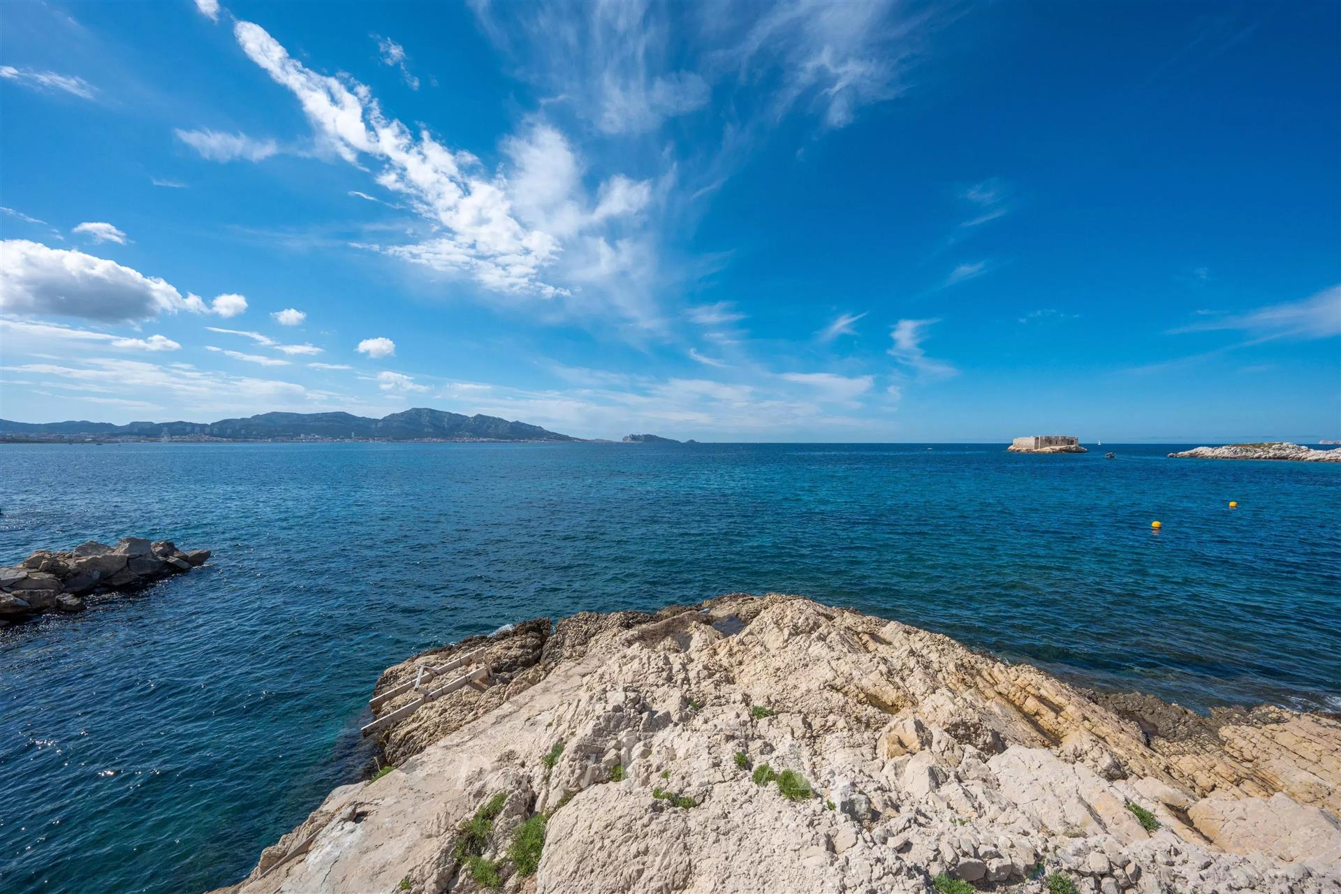 Marseille 7th District – A superb family home in a prime location