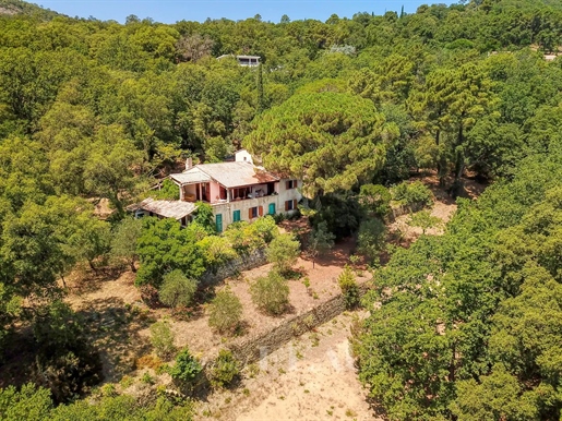 La Garde-Freinet - Family property with panoramic views