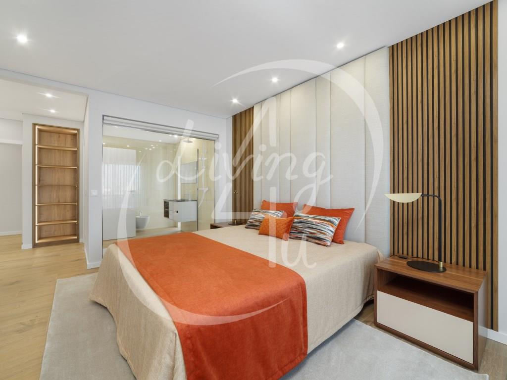 Purchase: Apartment (2500)
